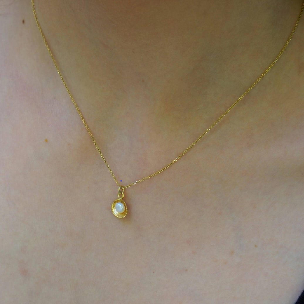 Echte Muschelkette mit Perle vergoldet Halsketten KOOMPLIMENTS 
