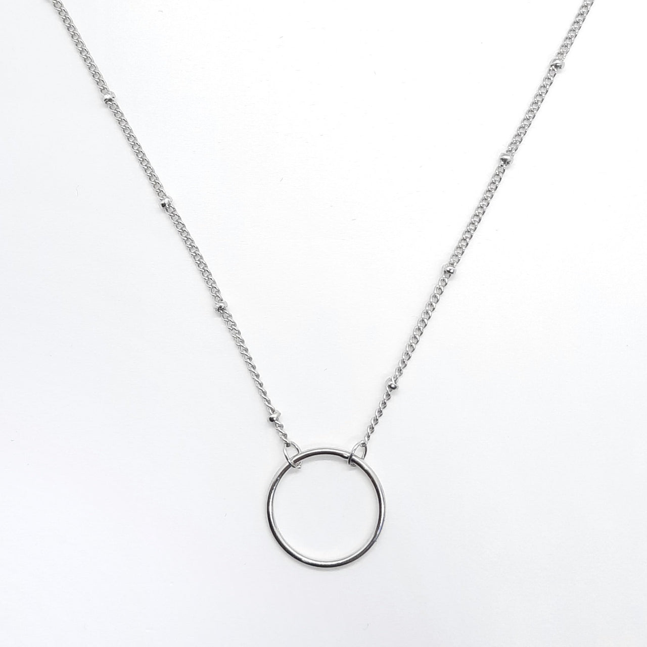 Feine schlichte Halskette aus Silber mit Kreis Anhänger Halsketten KOOMPLIMENTS