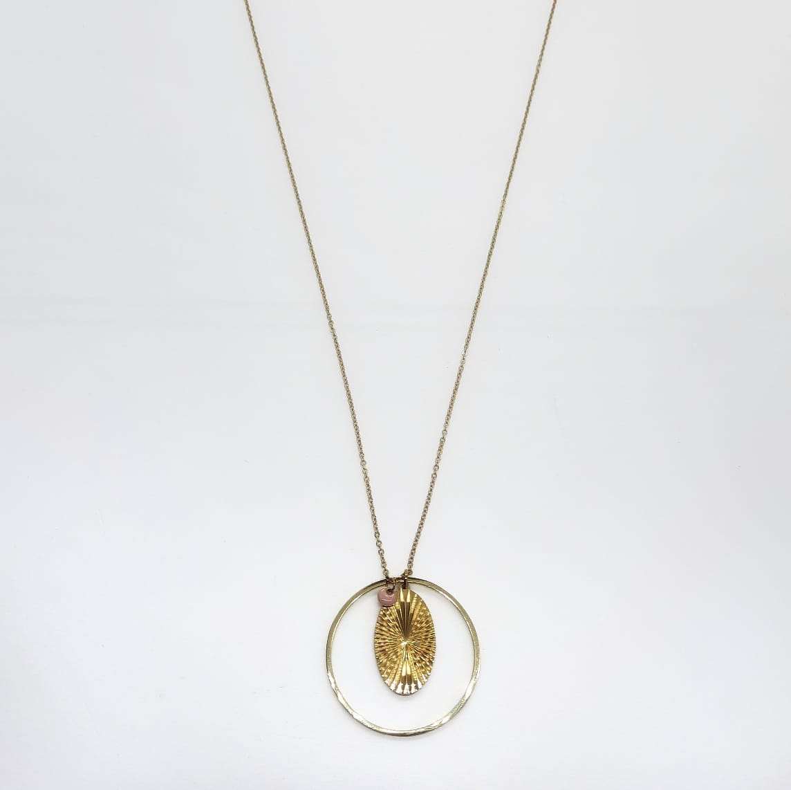 Lange minimalistische Halskette aus Edelstahl mit Medaillon Halsketten KOOMPLIMENTS
