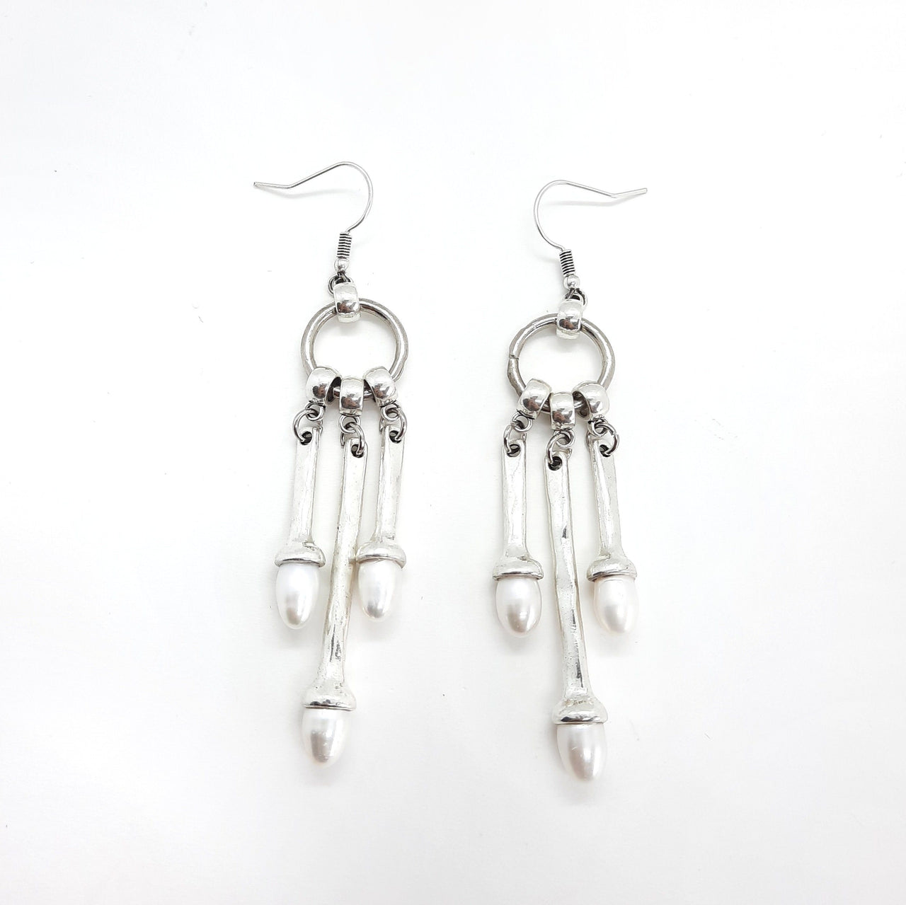 Lange Ohrringe aus Silber - Glühwürmchen Ohrringe KOOMPLIMENTS Weiss