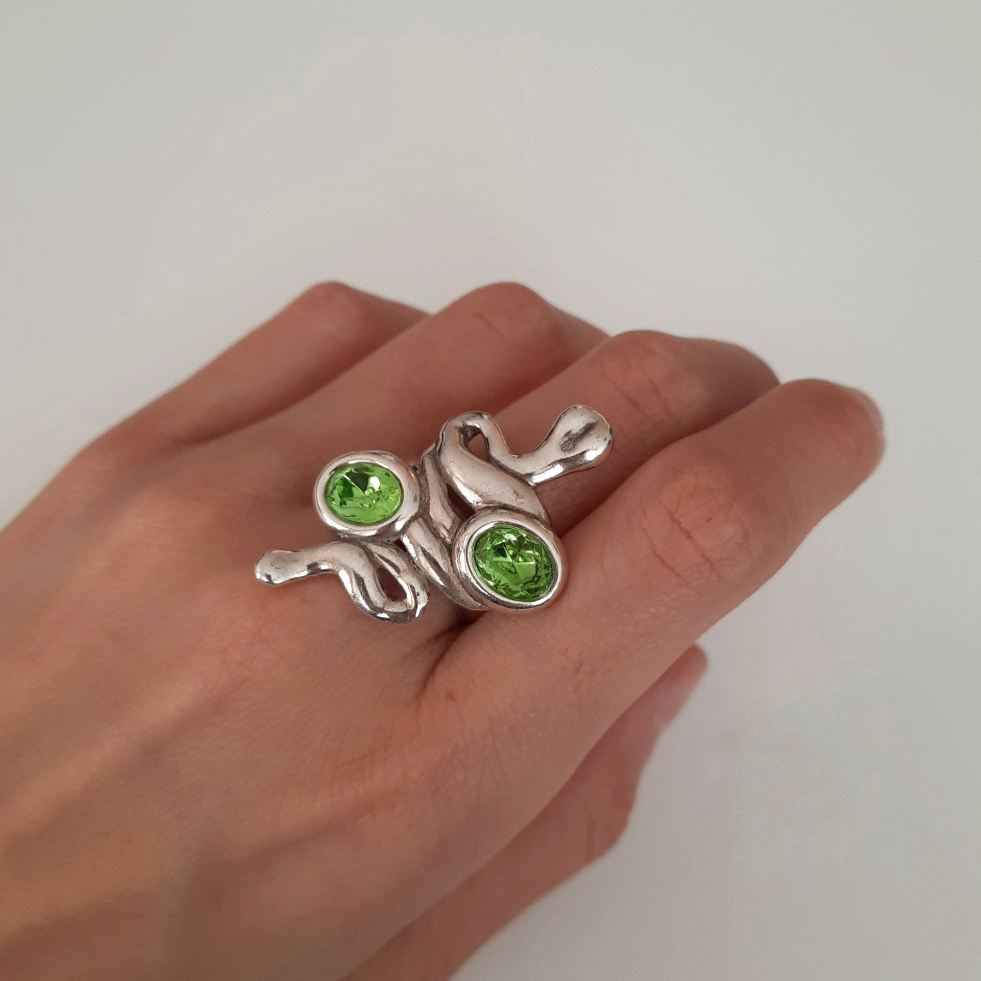Schlangen Ring Silber mit Steinen - Serpiente Ringe KOOMPLIMENTS Farbe