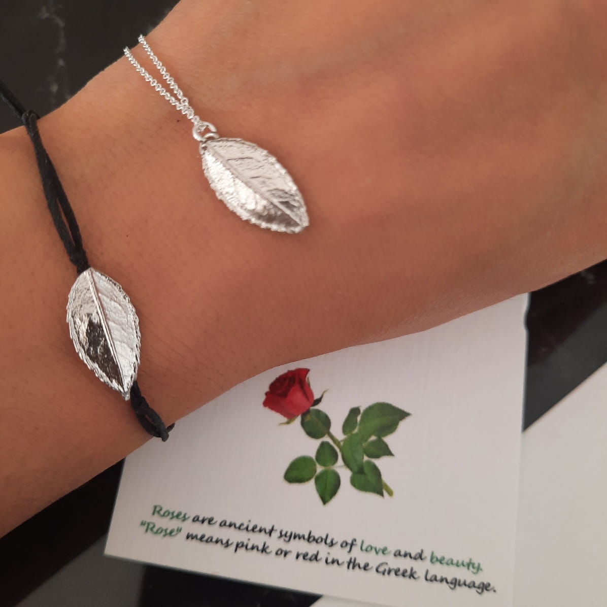 Silbernes verstellbares Rosenblatt-Armband - Real Rose Leaf Armband KOOMPLIMENTS