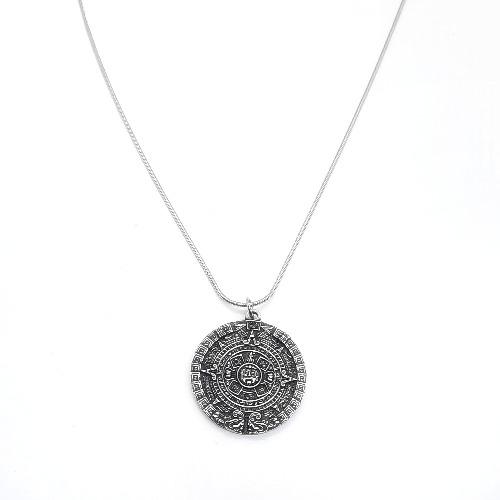 Wunderschöne Halskette aus Silber mit Medaillon - Maya Halsketten KOOMPLIMENTS